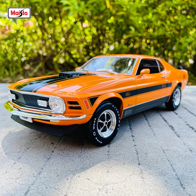 Maisto 1:18 1970 Ford Mustang Mach 1 Car Die casting Alloy Retro Car Model Classic Car Model Car Decoration Collection gift