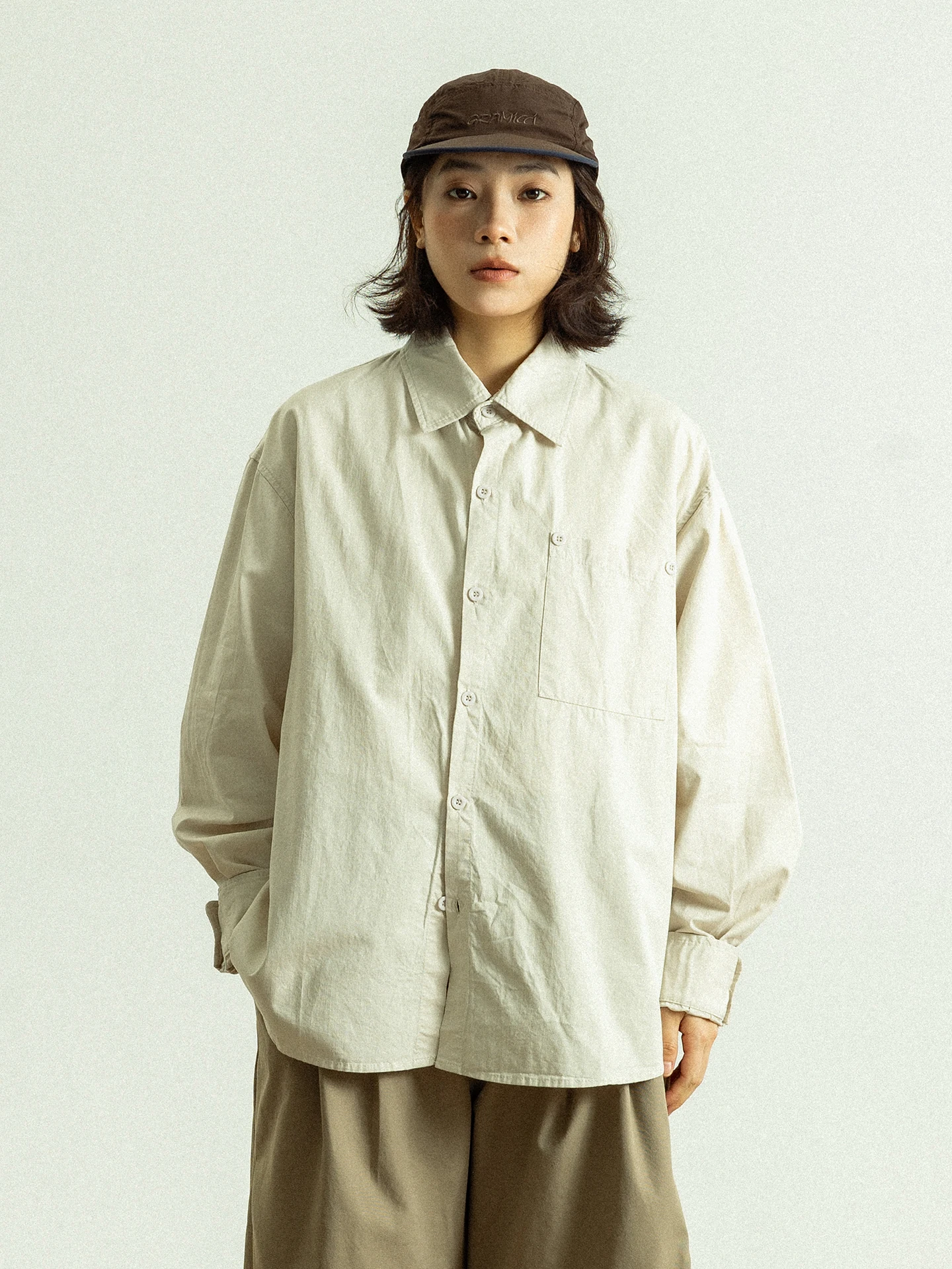 

Рубашка GoodNorth в стиле ретро с длинным рукавом, на пуговицах, с карманами, свободного кроя, повседневная, из хлопка, простая, унисекс, весна 2026, с дизайном на плечах