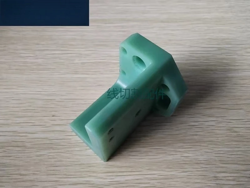 لوحة عزل الأسلاك البطيئة 76X56X66 كتلة عزل الأسلاك البطيئة F308