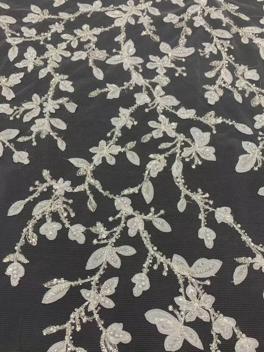 

African Sequins Beaded Lace Fabrics 2023 High Quality Sequence Embroidery French Nigerian Lace Fabric for Wedding NXB5626