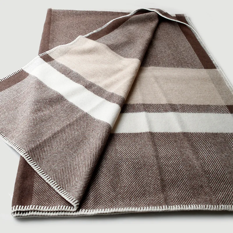 100% Wool Blanket Herringbone 120x180cm 680g Thick Woven Plaid Throw Shawl Air Conditioning Home Sofa Travel Airplane Warm Edge