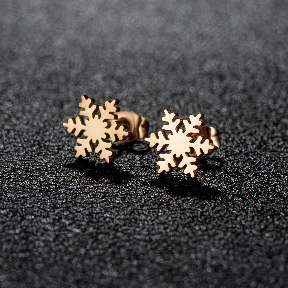 Hohe Qualität Edelstahl Ohrstecker Mädchen Schneeflocke Elch Hirsch Silber Farbe Tragus Piercing Damen Ohrringe Weihnachtsgeschenke – Detail 4