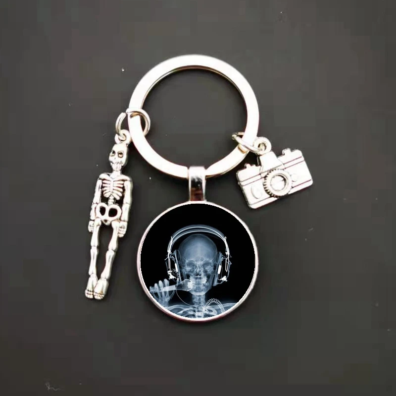 Fashion Creative Vintage Skeleton Pendant Key Chain X-ray Film Glass Convex Round Key Ring Cute Key Chain Handmade DIY Bag Charm