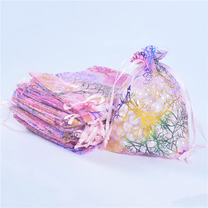 

100pcs/Lot Multi Size Coral Design Organza Sachet Jewelry Packaging Pouches Christmas Wedding Party Bolsa Drawstring Gift Bags