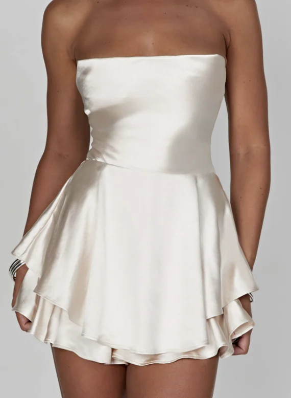 Vestidos de festa femininos francês sexy cetim cor sólida sem alças sem costas rendas até vestido feminino sexy high-end socialite mini vestido