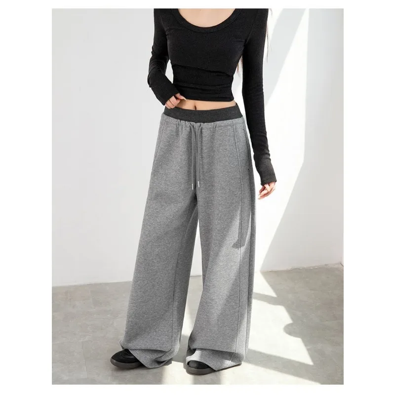 بنطال رياضي بحزام خصر مضلع أمريكي لخريف وشتاء 2025 سروال نسائي جديد عالي الخصر كسول غير رسمي واسع الساق