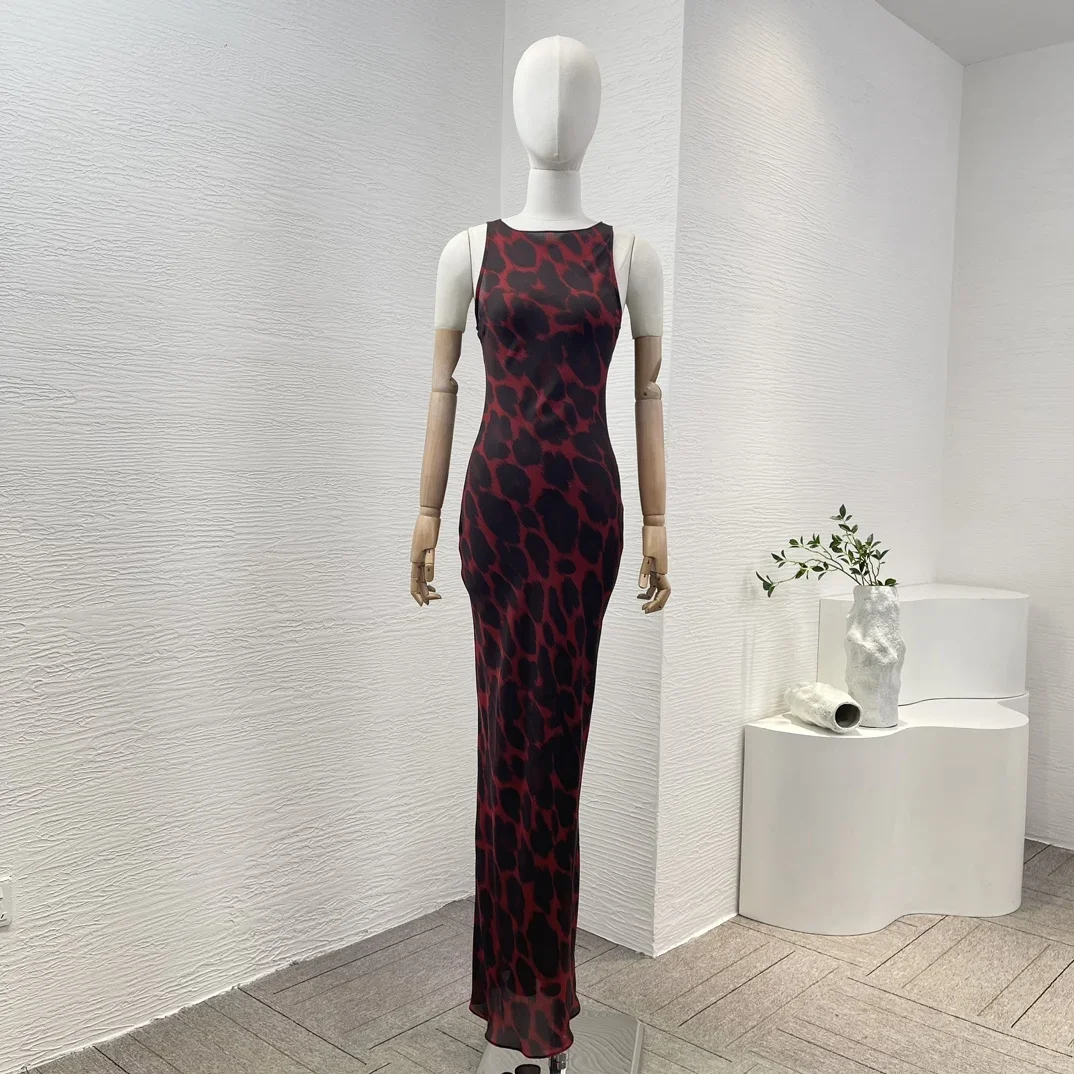 

Red Leopard Print Sleeveless Maxi Dress