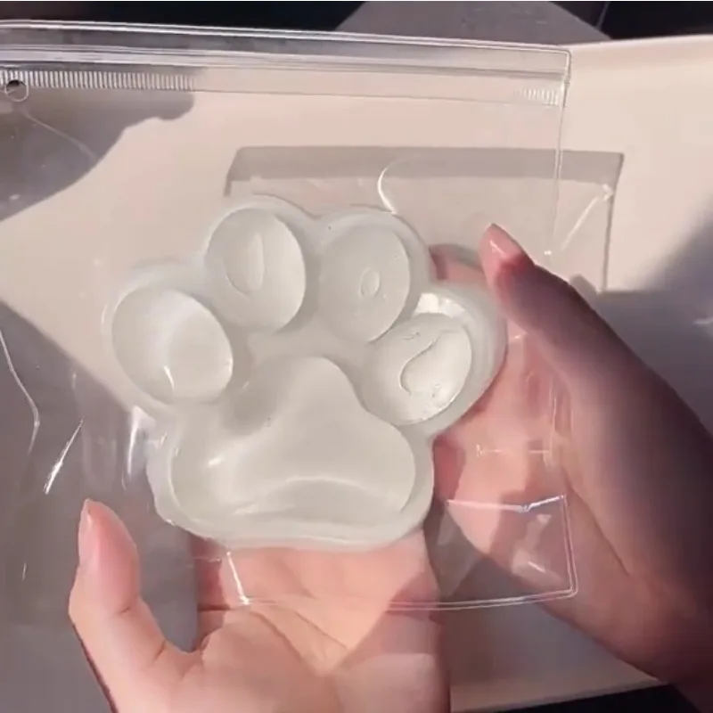 Children's Adult Venting Toy Squeeze Fun Transparent Black And White Color Popular Stress Relief Huge Crystal Big Cat Paw
