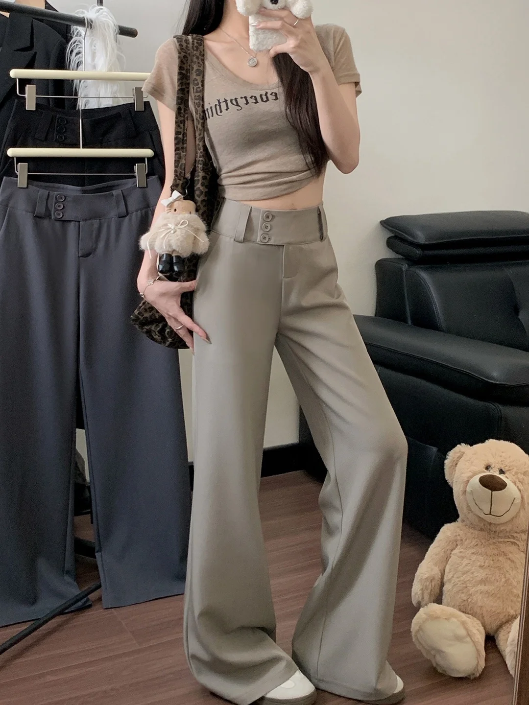 

British Style High Waist Wide Leg Pants Women's Spring 2026 New Floor Length Commuter Micro Flare Trousers Versatile Pants