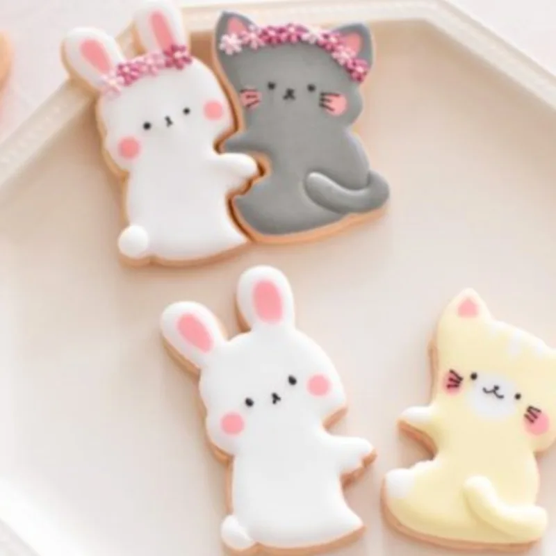 Lover Rabbit Cat Shaped Biscuit Mold Acrylic Cartoon Animal Cookie Cutter and Stamp Wedding Birthday Cake Decorating Baking Tool