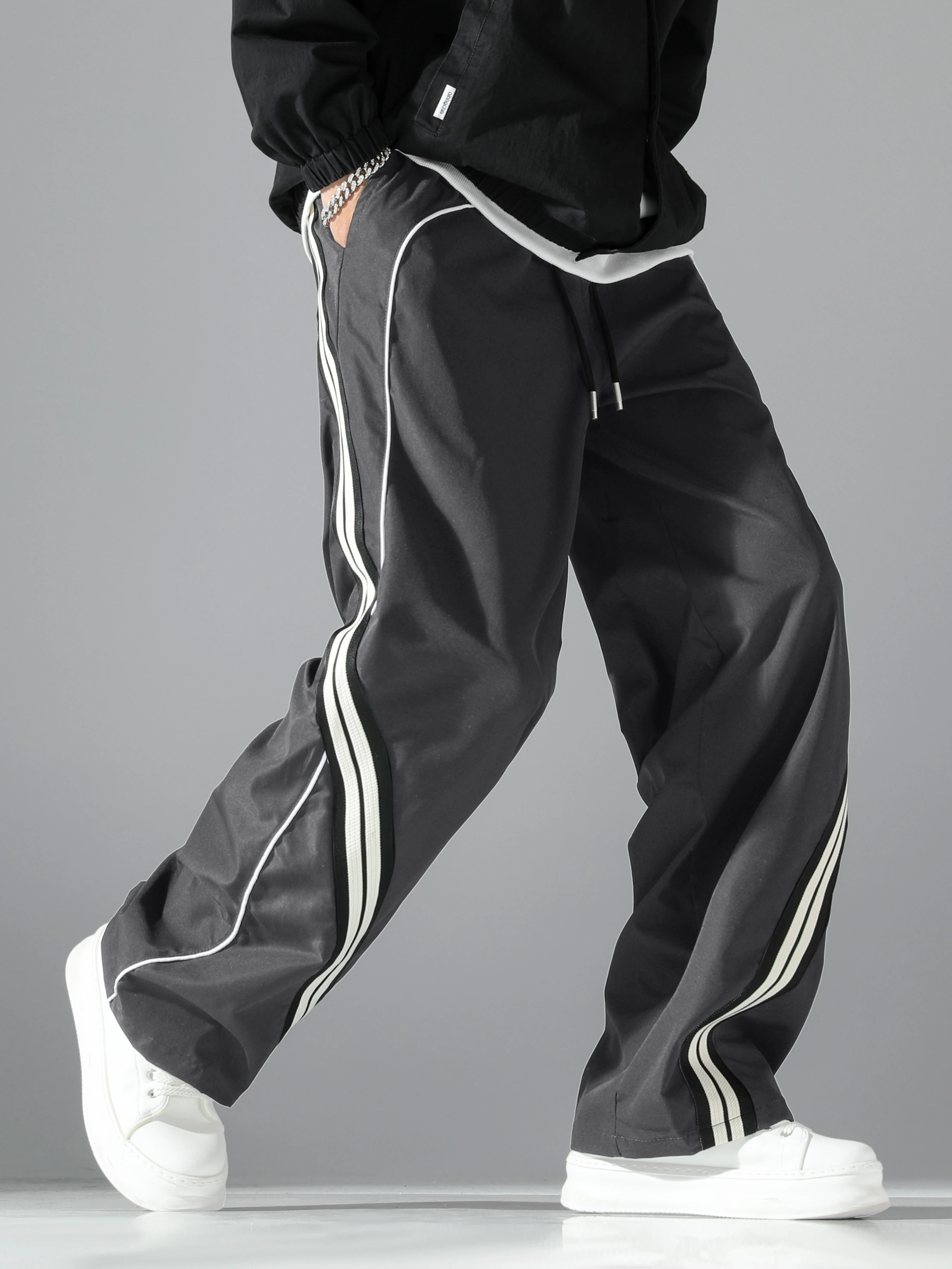 2026 Neue Herren-Trainingshose mit weitem Bein, lässige Hose mit Kordelzug, seitlichem Streifen, locker geschnitten, Streetwear, Paarhose, Kinderhose – Detail 9