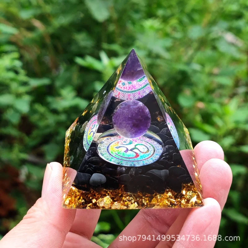 

Ogen Energy Crystal Ball Gravel Pyramid Home Crafts Resin Decorations Desktop Decoration Dream Come True