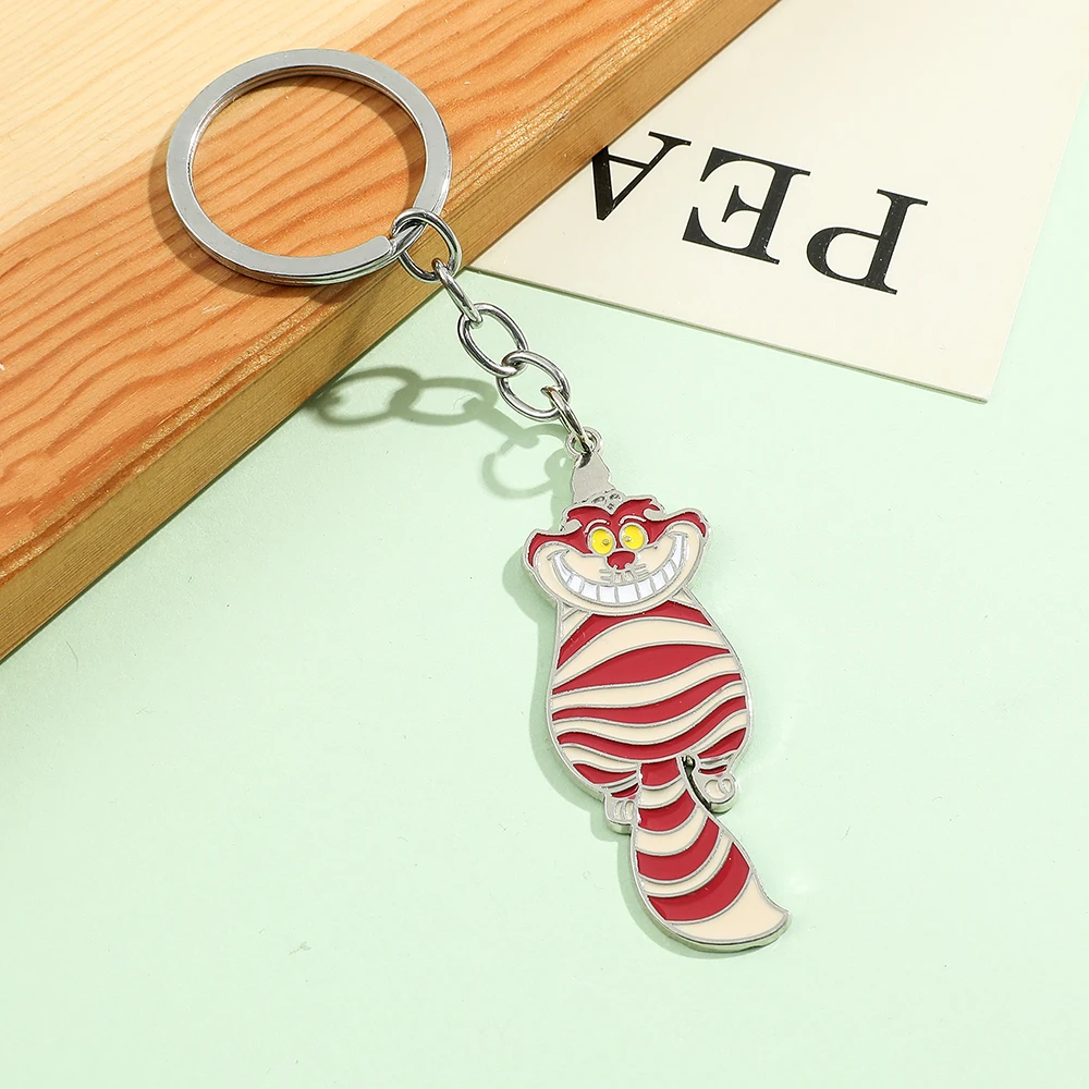 Disney Cheshire Cat Enamel Pendant Keychain Cartoon Anime Alice in Wonderland Key Chain Rings Backpack Car Accessories Gifts