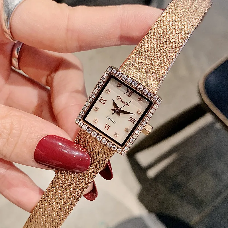 

2023 Diamond Wristwatch Luxury Brand Women Watches Quartz Fashion Ladies Watch With Rhinestone Rectangle Bracelet Watch Women