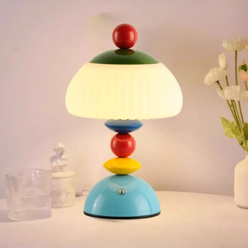 lampara-de-noche-creativa-con-diseno-colorido-lampara-de-escritorio-retro-luz-decorativa-para-dormitorio-lampara-de-escritorio-nordica-recargable-estilo-medieval