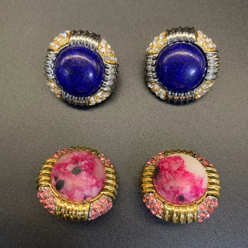 

Qingdao medieval retro style geometric shape earring ear clip niche design Hong Kong style ear clip popular temperament style