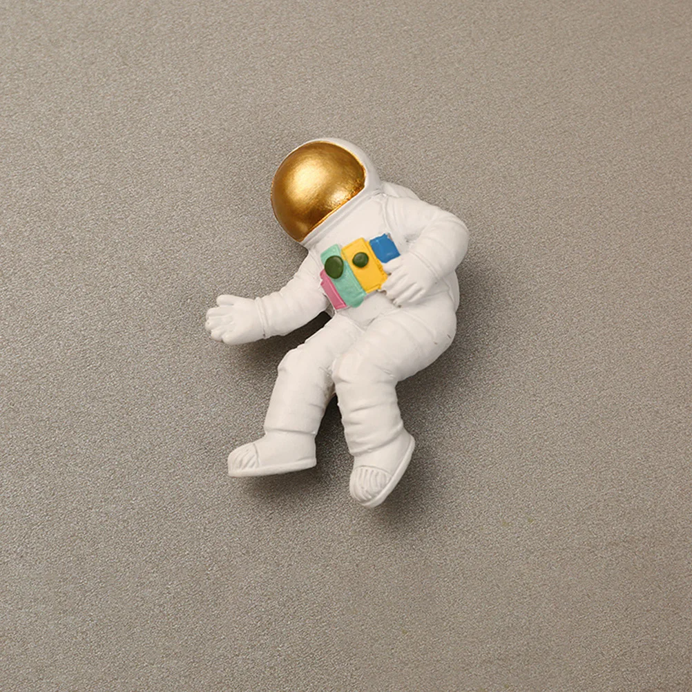 

2Pcs Lovely Astronaut Fridge Magnet Stickers Premium Resin Material Not Scratch Surface Perfect Gift for Teens
