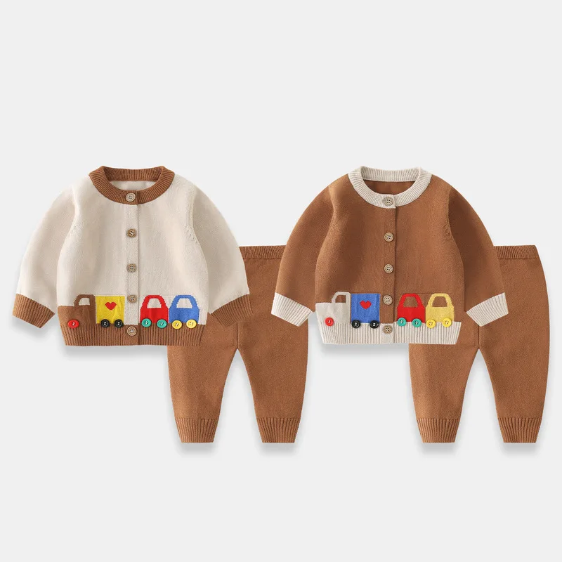 Baby knitted set, new spring/autumn collection, featuring a cartoon car pattern, a two-piece outfit consisting of a cardigan and