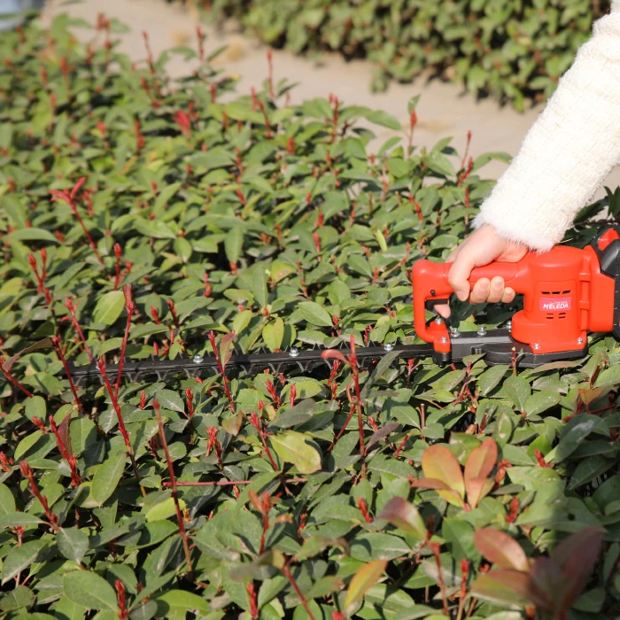 Hand Held Green Belt Battery Powered Hedge Trimmer Double Blade