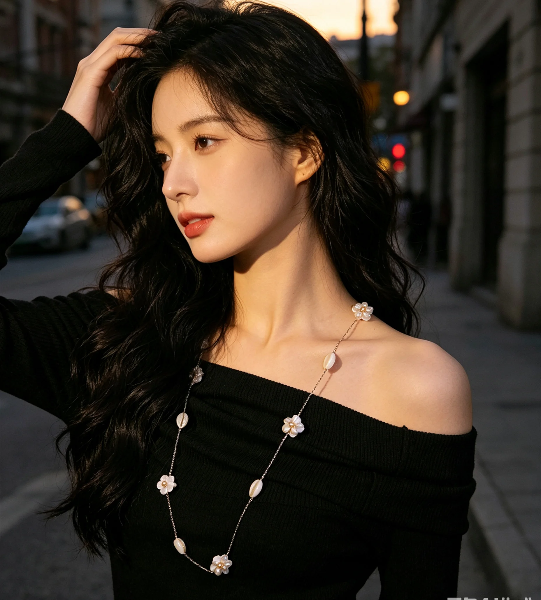 Charm Women Long Shell Pearl Necklace Elegant Flower Beaded Neck Chain Delicate Versatile Clavicle Chain Lady Jewelry Gift