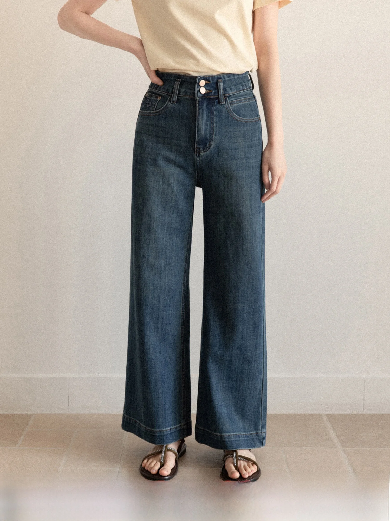 

Ретро-джинсы синего цвета с высокой талией и прямыми штанинами для женщин, весенние, универсальные, широкие брюки для повседневной носки, мягкие и удобные, из денима.