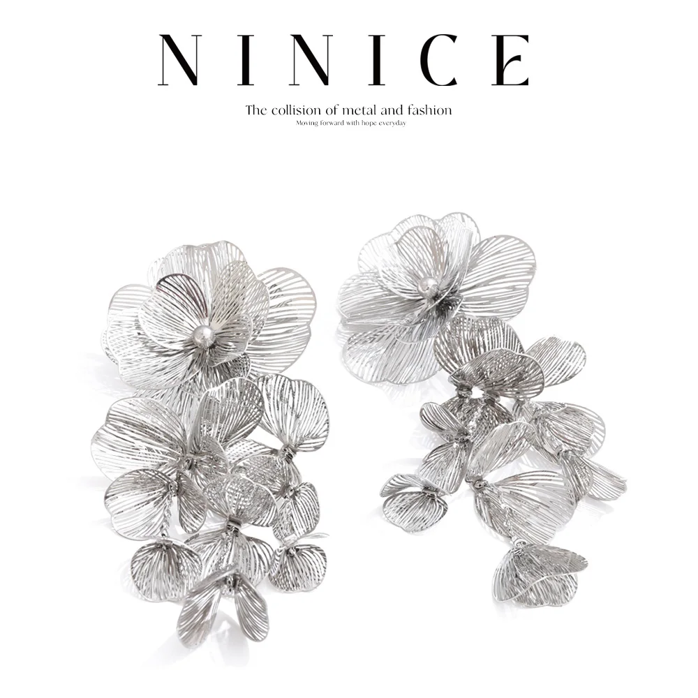 

NiNice Earrings Stainless Steel Large Floral Tassel Pendant Fashionable Exaggerated Design Making Suitable Gatherings Parties