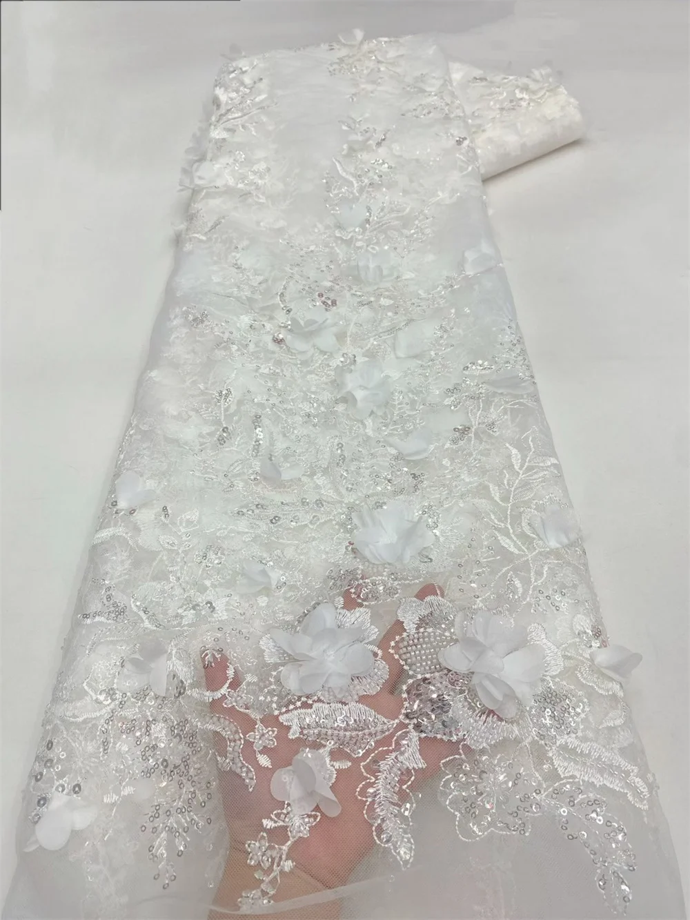 2025 High Quality African 3D Flower Embroidery Beaded Lace Fabric Handmade French Tulle Red Lace Fabric for Wedding Dress Hm11-1