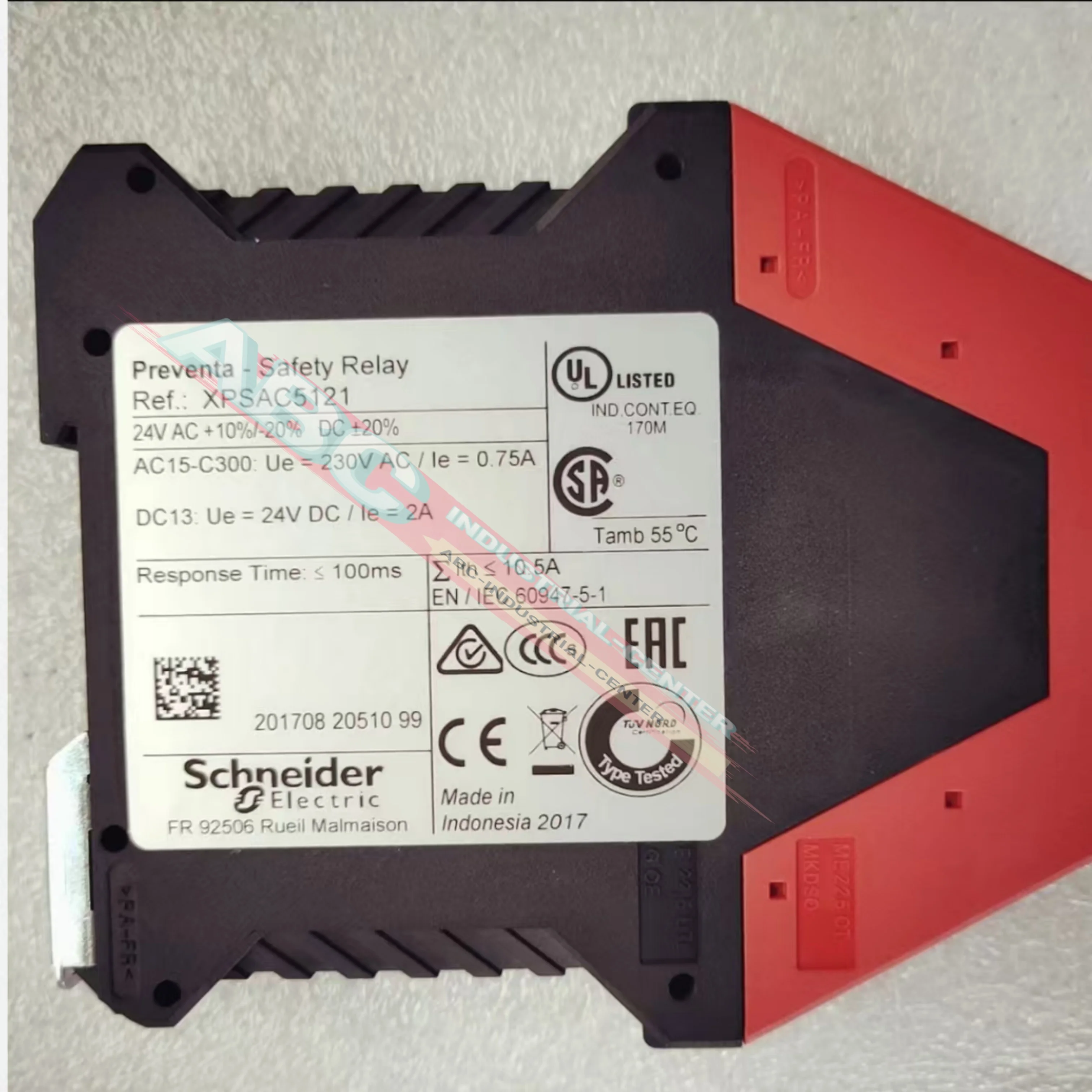 

Новое в коробке Реле безопасности XPSAC5121