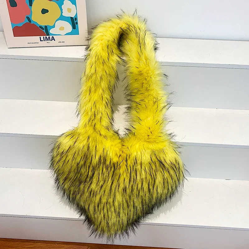 Women's One Shoulder Tote Bag Winter 2024 Popular Fashion Girl Heart Shaped Artificial Fur Raccoon Fur Messenger Tote Bag