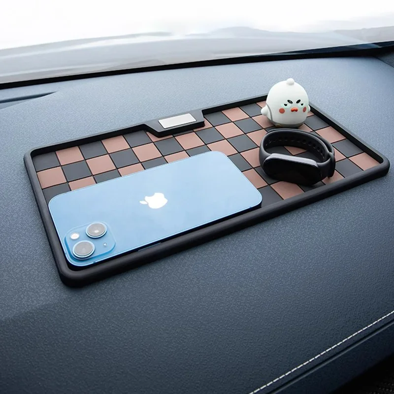 

For Lynk&Co 01 2021-2025 Silicone Car Instrument Panel Storage Pad Anti-slip Center Console Storage Pad Automobile Supplies
