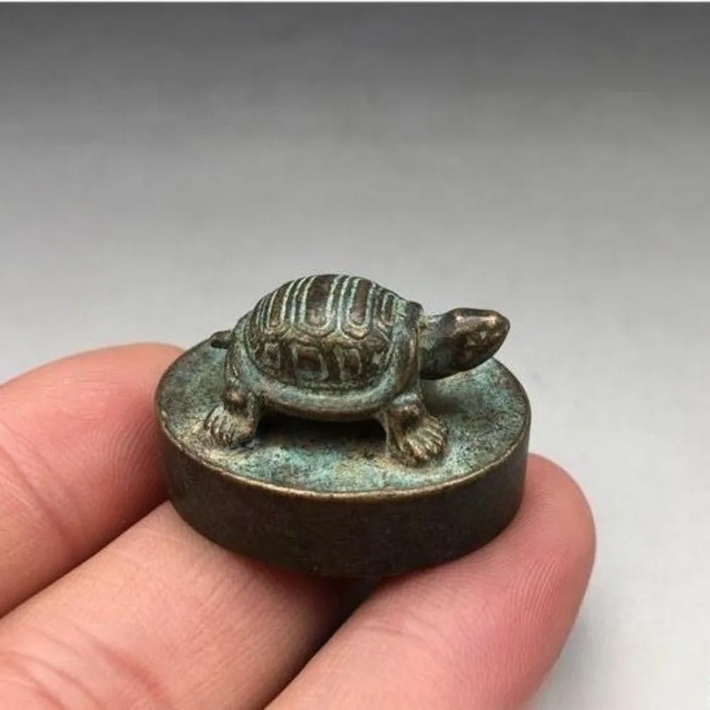 Антикварная бронзовая статуя черепахи - коллекционный штамп китайской министральной черепахи, винтажный латунный орнамент Антикварная бронзовая статуя черепахи - коллекционный штамп китайской министральной черепахи, винтажный латунный орнамент