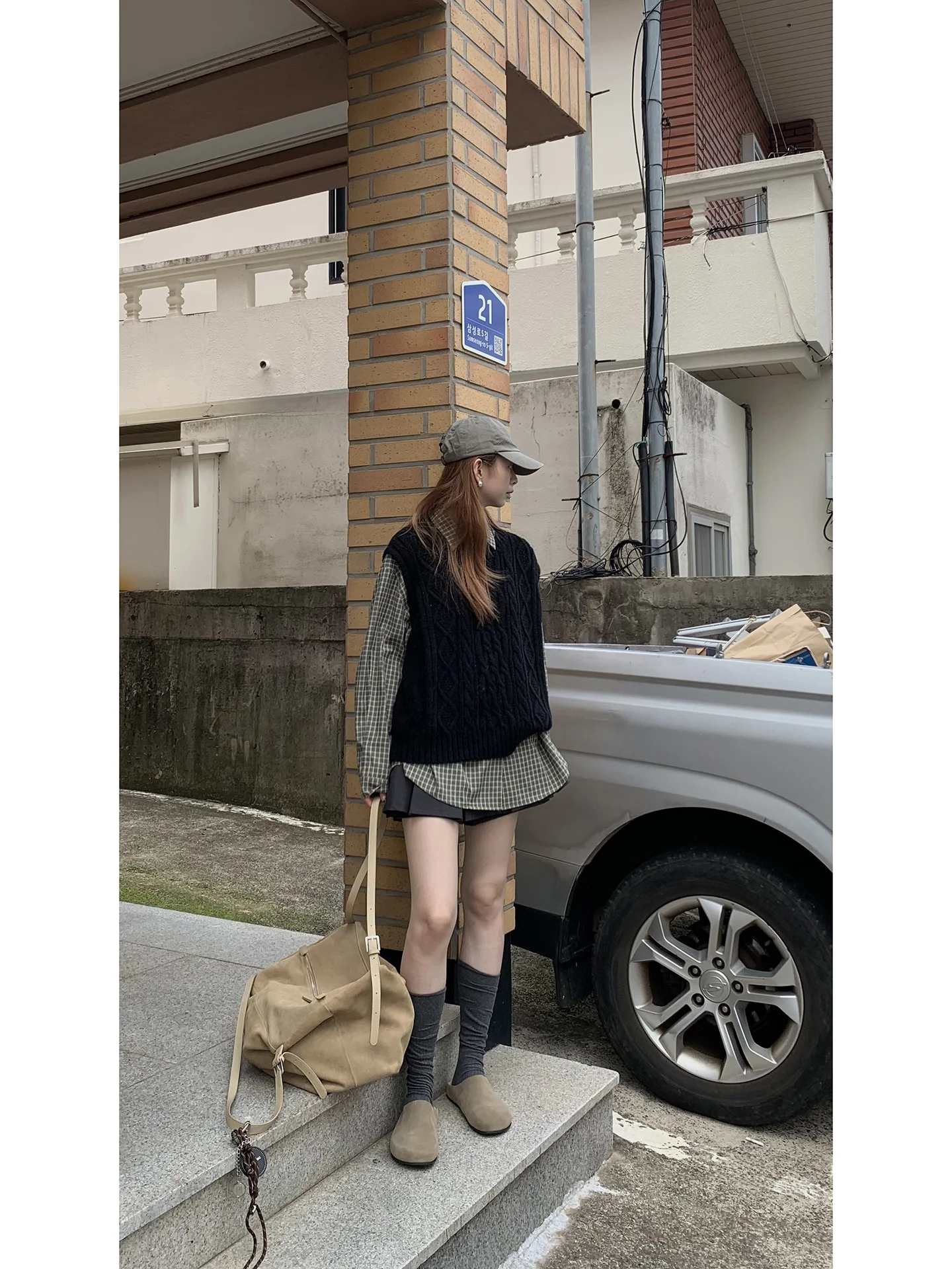 

Модный вязаный жилет, женский осенний верхний костюм, многослойное новое поступление 32, красный клуб знаменитостей, смесь нейлоновой шерсти