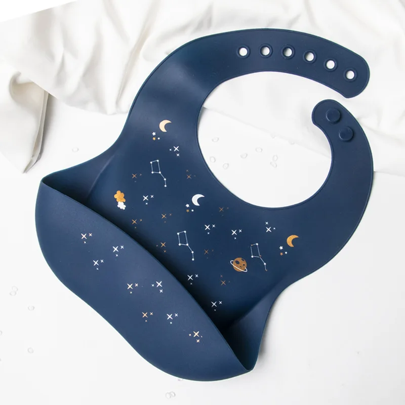 Soft Gilding Constellation Babador para bebê, silicone impermeável, banhado a ouro, ajustável, bonito dos desenhos animados, material de