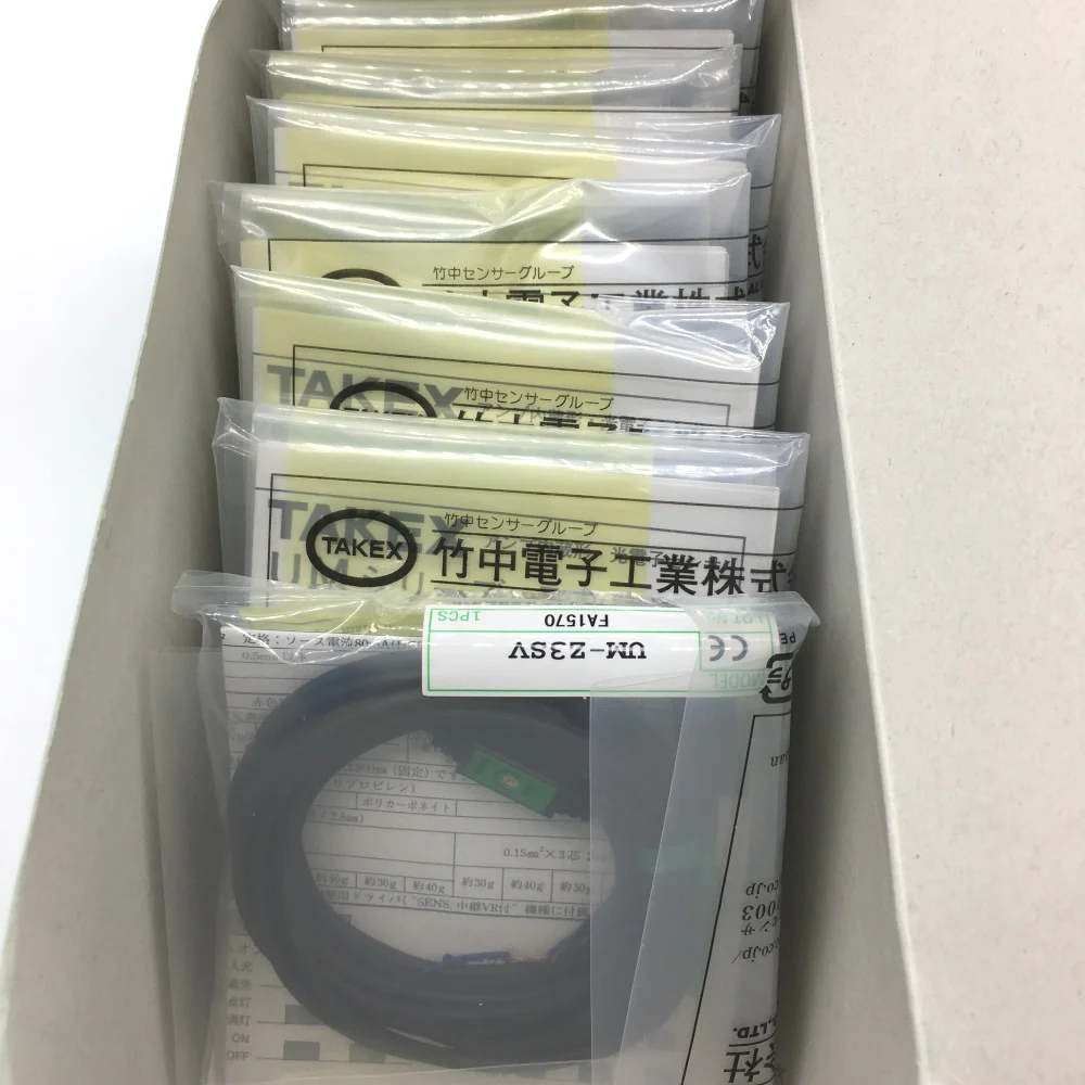 

Золотой продавец UM-Z3SV PNP TAKENAKA IP67 Красный светодиод 12-24 В постоянного тока Ультраминиатюрный фотоэлектрический датчик Встроенный усилитель 0,03-1,3 м Обнаружение