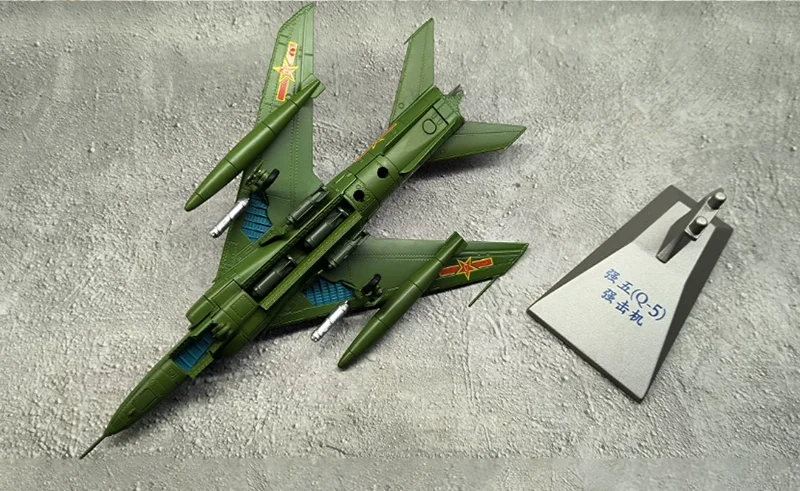 1/72 مقياس سلاح الجو الصيني Q5 FANTAN Mig-19 مقاتلة دييكاست نموذج طائرة لعبة معدنيّة لجمع