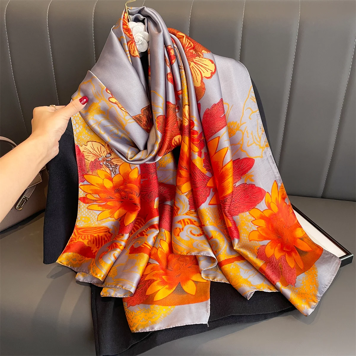 Luxury Brand Scarf Spring Summer Women Beach Sunscreen Fashion Party Shawl China Quality Silk Lady Popular Print Scarves Hijab