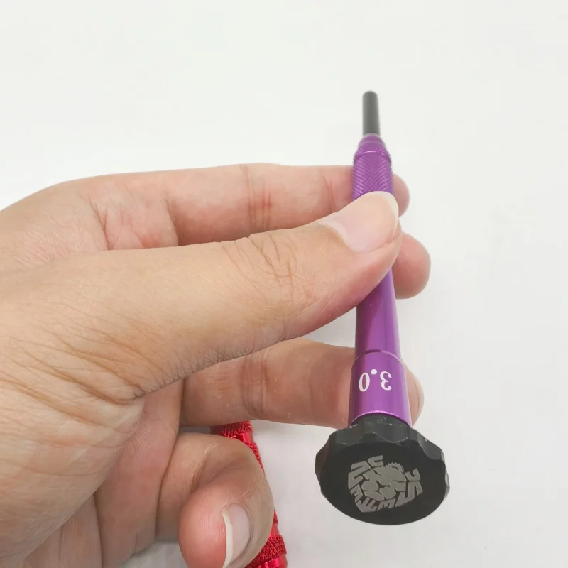 

Шестигранная отвертка LESU 1,7/2,0/2,5/3,0 мм для радиоуправляемых моделей Tamiya 1/14: тракторов, самосвалов, гидравлических экскаваторов (THZH1038-SMT3)