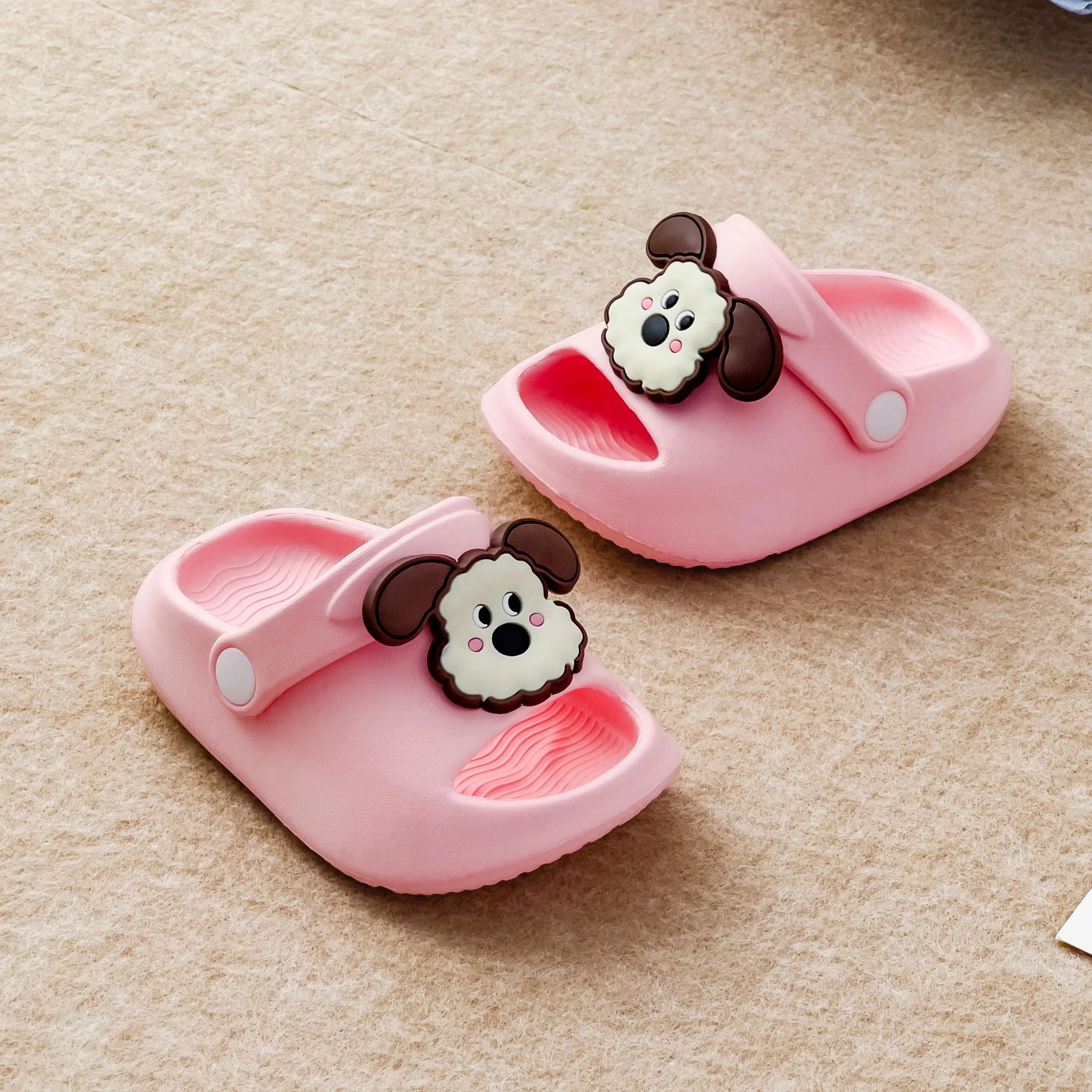 

Indoor and outdoor home parent-child slippers, summer puppy children's slippers, new boys' and girls' slippers
