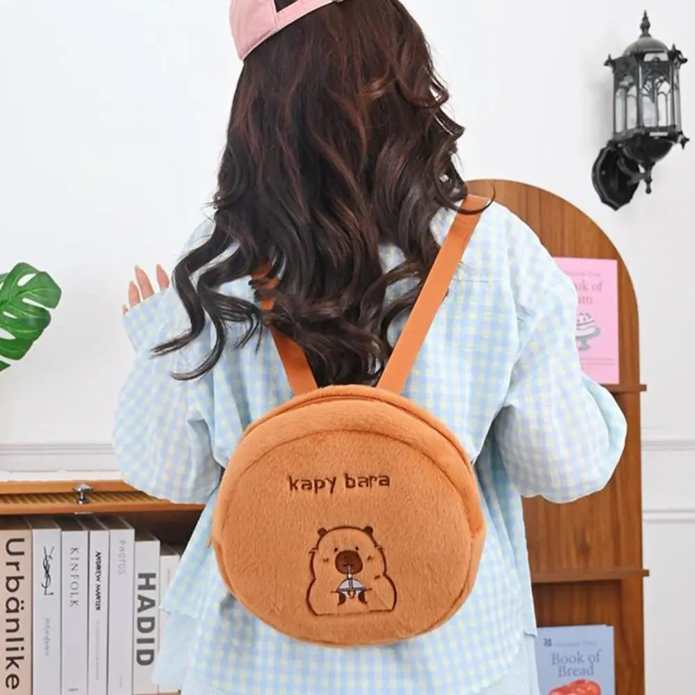 Sac à dos Capybara en peluche, sac à dos de rangement de grande capacité, sac d'école Portable en peluche Ins Capibala