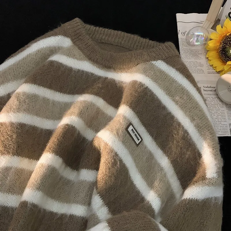 

Soft Striped Men's Sweater Winter Casual Loose Knitted irt Couple Outerwear Comfortable Cozy Brandl Faionable Lazy Sle