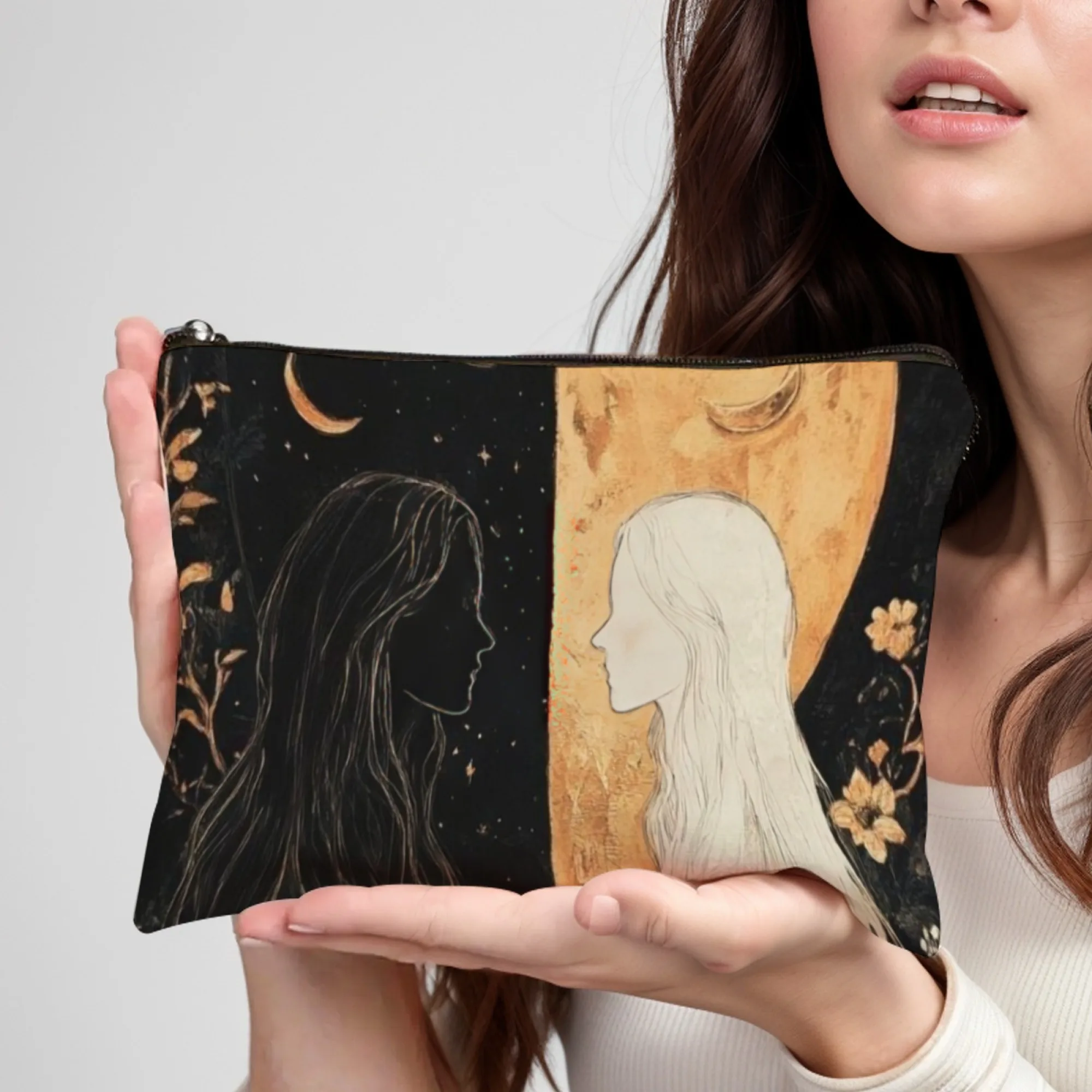 حقيبة تنظيم مستحضرات التجميل الغامضة باللونين الأسود والذهبي مع لهجات سماوية وزهور للتخزين الفني الملهم #4