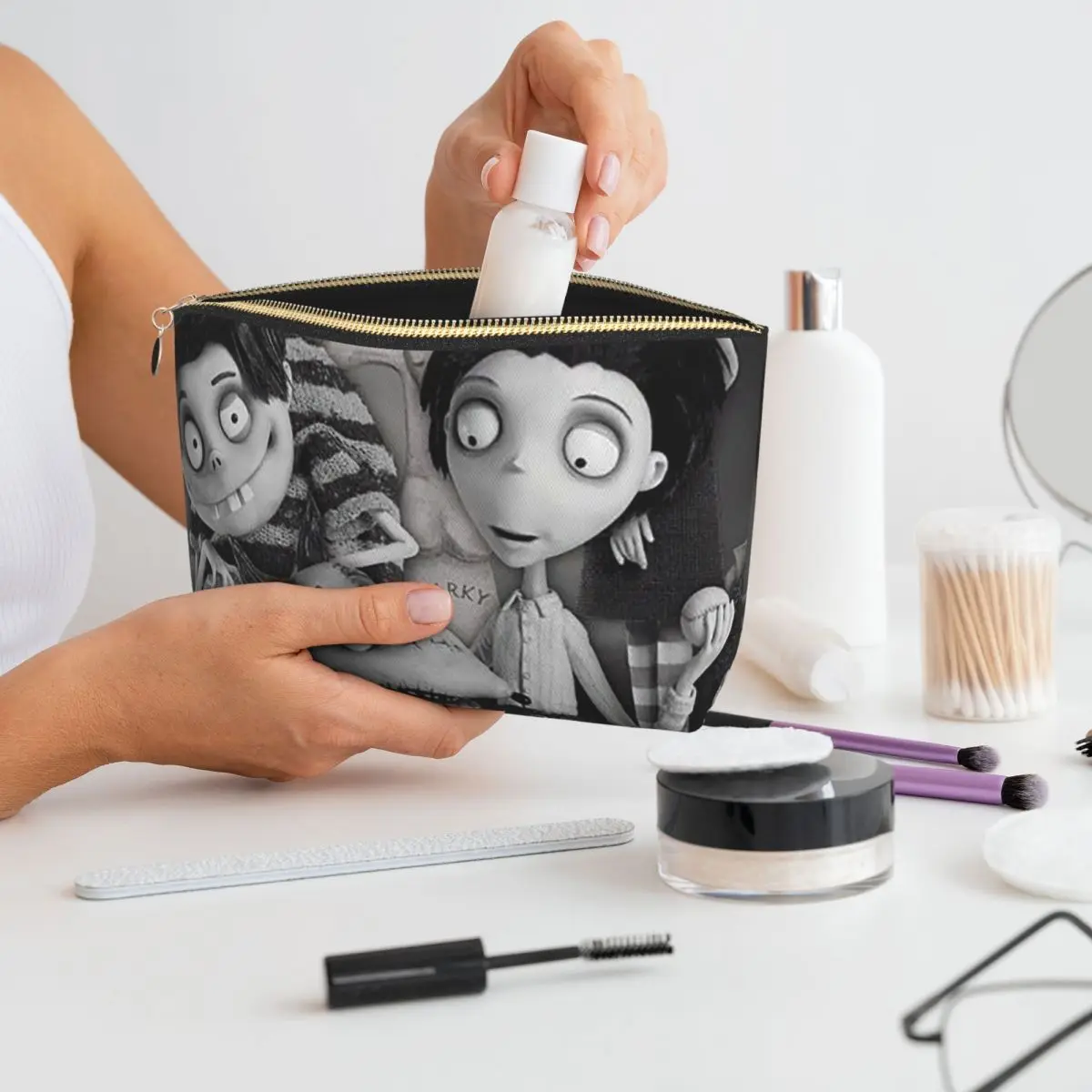 

Frankenweenie Women Cosmetic Bags Travel Makeup Organizer Pouch Toiletry Storage Dopp Kit Case