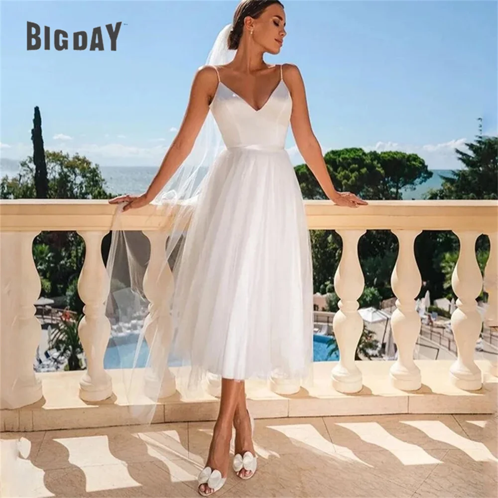 Elegante Kurze Brautkleider Frauen A-Line V-ausschnitt Spaghetti-trägern Open Back Tüll Brautkleid Vestidos De Noiva Angepasst