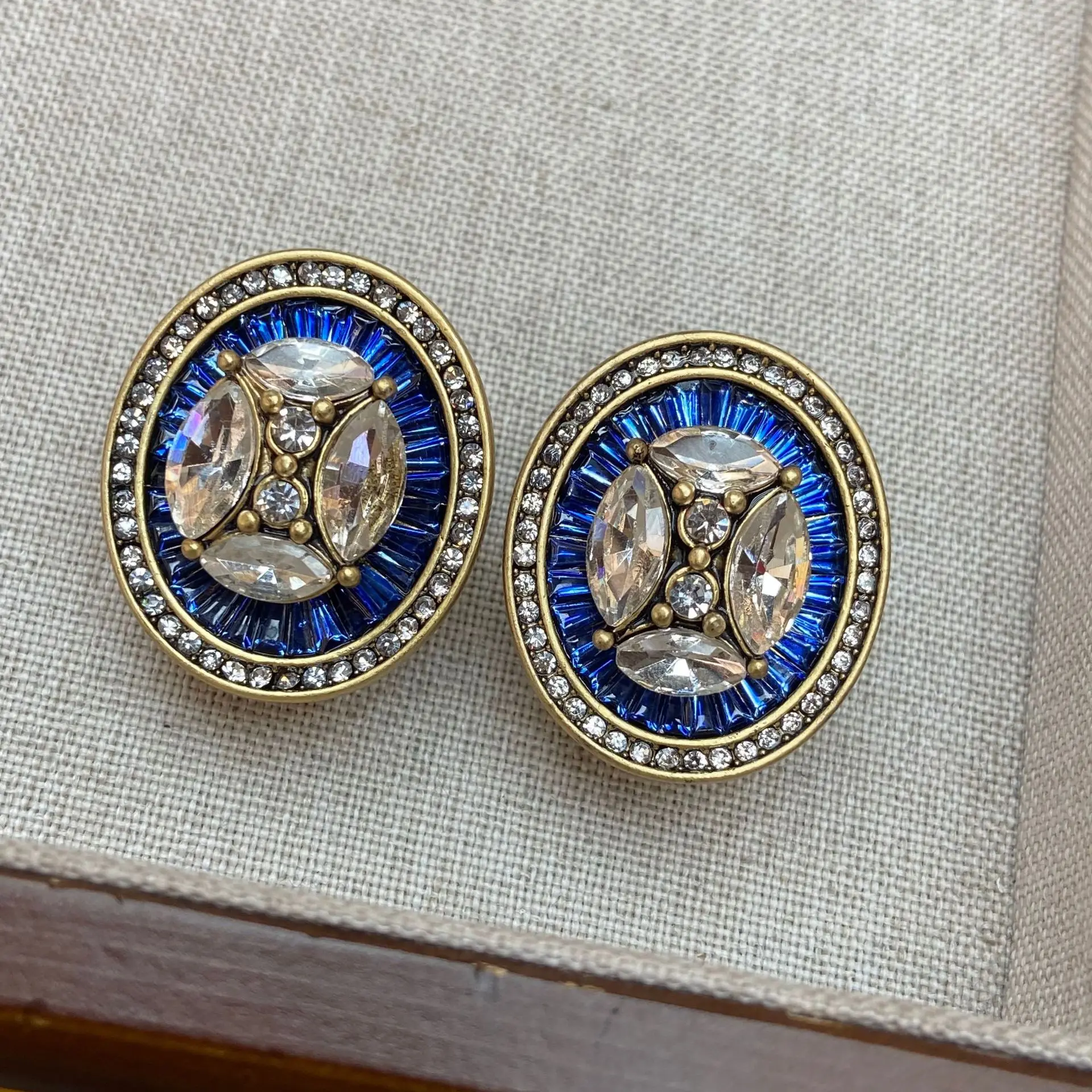 ​Royal Klein Blue Zircon Ladies' Oval Earrings for Women Geometry Retro Court Style Ear Accessories Ladies Jewelry Banquet Gifts