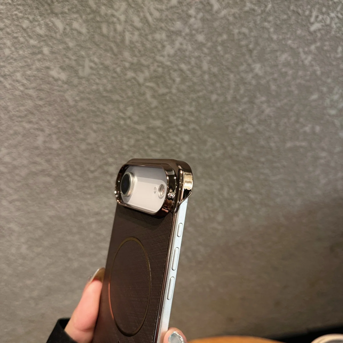 Magsafe 무선 충전 냉각 PC 커버 용 iPhone 17 Air Pro Max 용 전기 도금 경계선없는 자기 금선 전화 케이스 썸네일 4