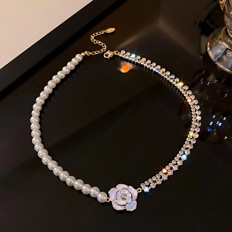 Crystal Camellia Necklace Fashion Pearl Necklaces for women Clavicle Chain Vintage Summer Woman Necklace Luxury Jewelry