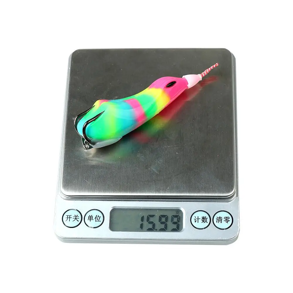 8.5cm 16g 낚시용 소프트 프로그 루어 (더블 블러드 훅) - close-up view