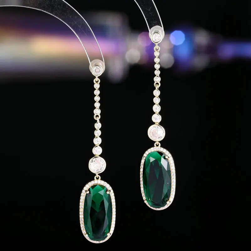 Elegant And Elegant Style, Long And Stylish Face Shaped Earrings, Trendy And Niche, Versatile Oval, Light Luxury, And High-End B