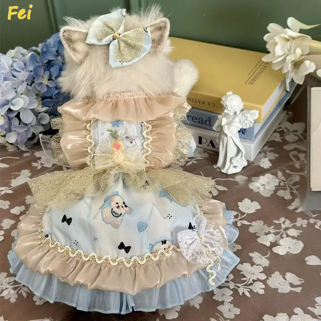 

Fashionable Teddy Bear Sky Blue Gold Sand Petals Dog Clothes - Sweet Spring Shed-Resistant Picnic Outfit for Small & Medium Dogs