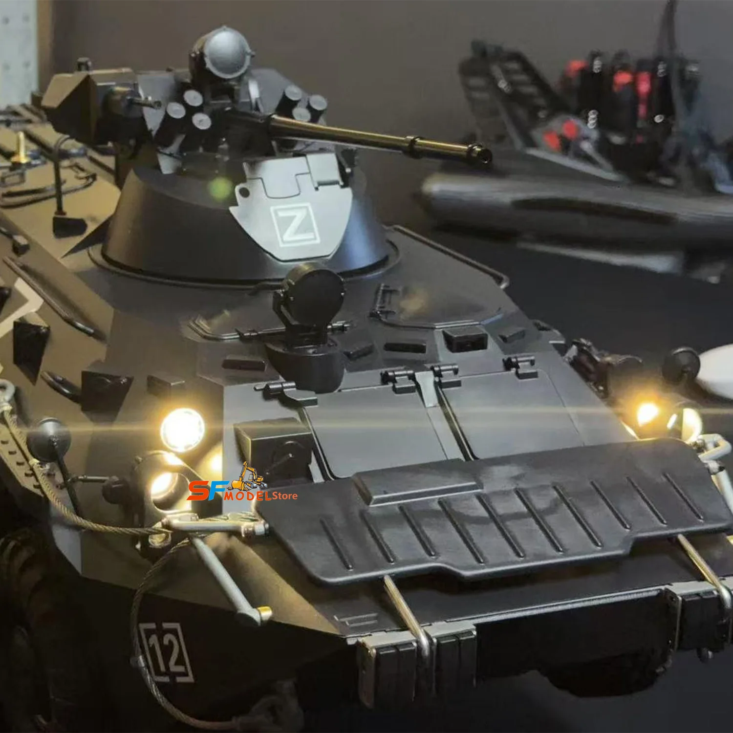 BT8 RC Tank 1/12 8x8 véhicule blindé à roues véhicule de char militaire amphibie Version RTR modèle de réservoir télécommandé jouet